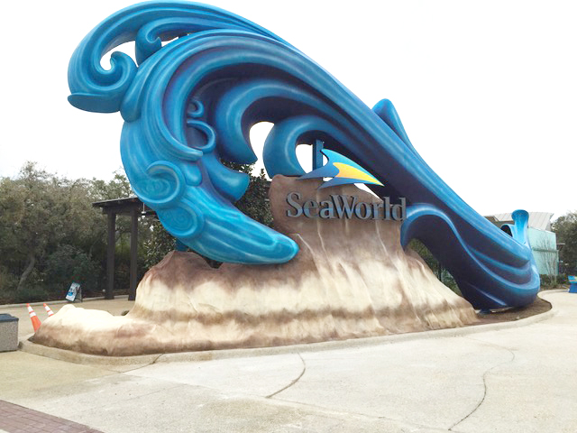 SeaWorld entrance monument with sculpted wave