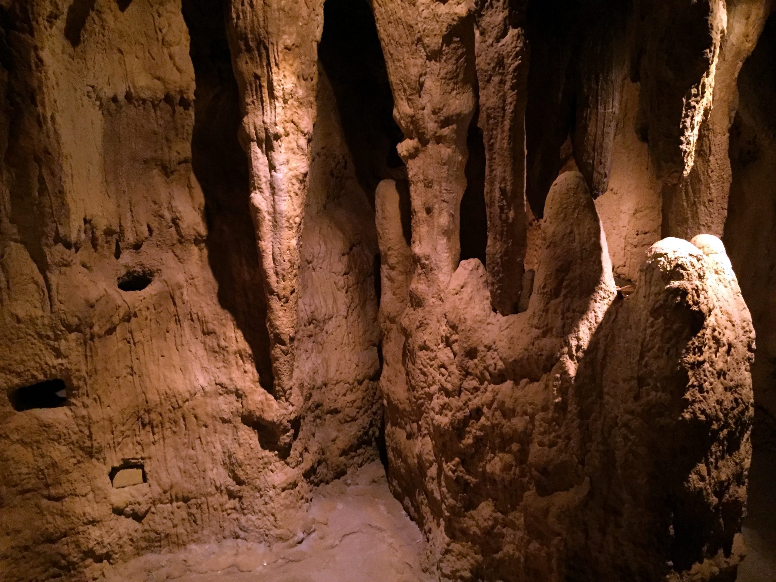 Themed attraction canyon passage interior